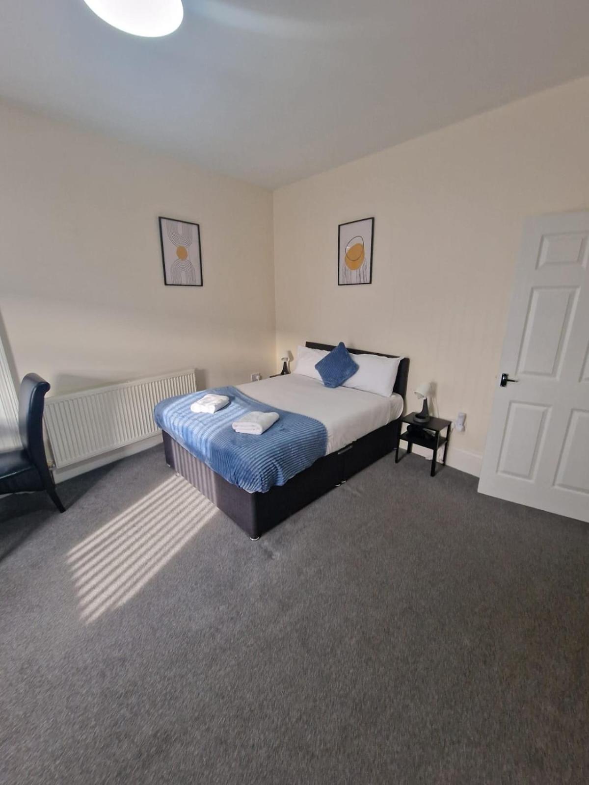 Laluna One Bedroom Apartment Newcastle Bagian luar foto